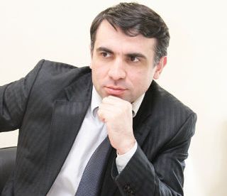 Ханжан Курбанов высказался о кандидатах в Президенты РД
