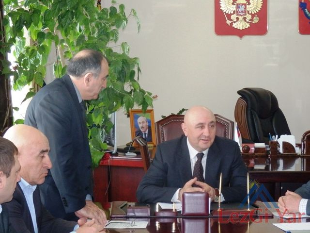 Керимхан Абасов собрал совещание (Фото)