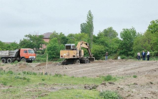Строительство школы в с.Яраг-Казмаляр идет по плану