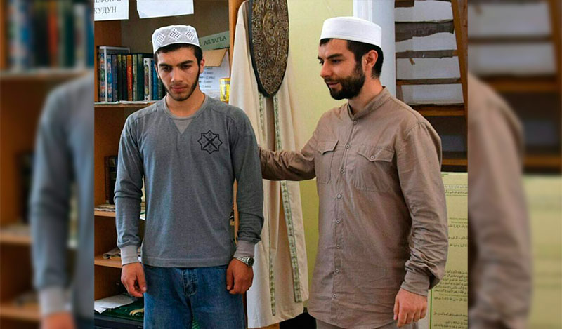 Новый имам села Эминхюр является студентом