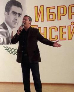 Руслан Пирвердиев - талантливый актер и вокалист (Фотомгновения)