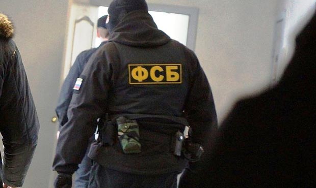 ФСБ провела обыски в доме Керимхана Абасова и в Администрации Докузпаринского района