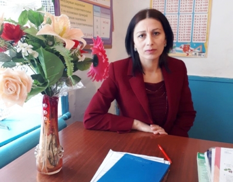 Лучшие учителя - Абдуллаева Извина и Кадималиева Гурият получат по 200 тыс. рублей