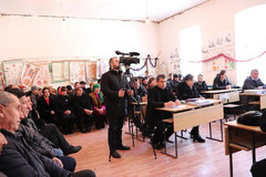 Родители детей Каракюринской СОШ встретились с главой района