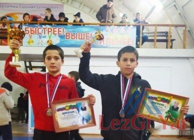 Турнир по вольной борьбе среди юношей Южного Дагестана прошёл в Авадане