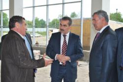 В Сулейман-Стальском районе завершается строительство завода по производству безалкогольных напитков