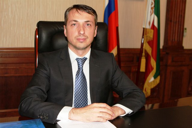 Эльхан Сулейманов успешно прошел предзащиту диссертации на соискание учёной степени доктора медицинских наук
