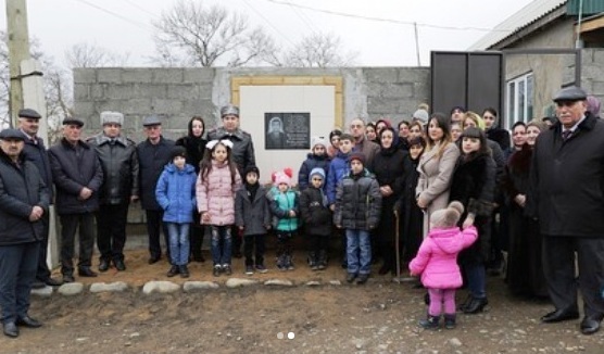 В селе Приморск увековечили память героя Нажмудина Шахпеленгова
