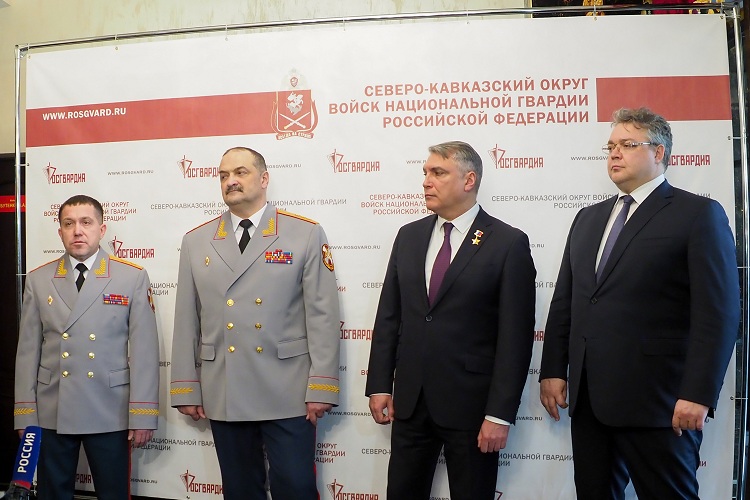 Генерал-полковник Сергей Меликов представил нового командующего в СКФО