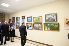 Анатолий Карибов принял участие на выставке тверских художников (Фото)